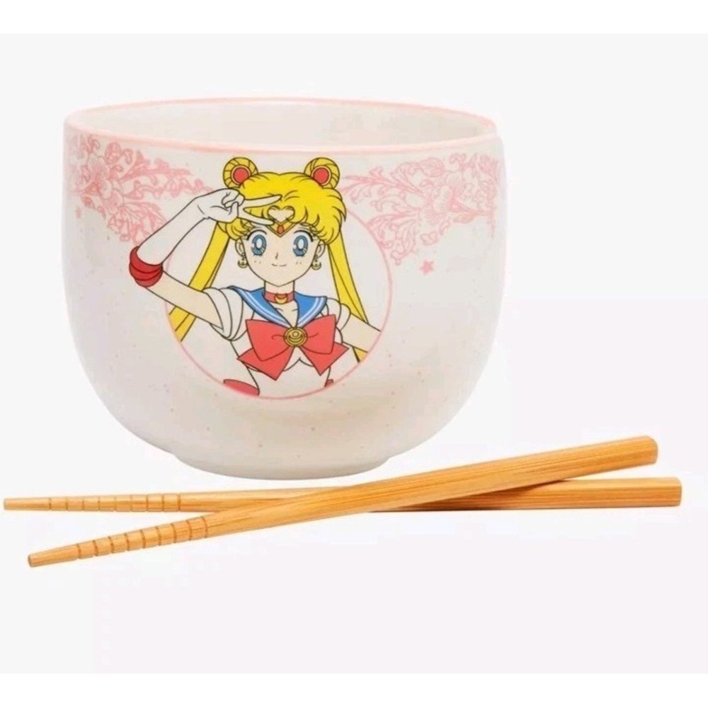 Sailor Moon Usagi Tsukino Salute Ceramic Ramen Bowl With Bamboo Chopsticks
